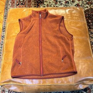 VINTAGE - Patagonia Synchilla Vest in Burt Orange - XL